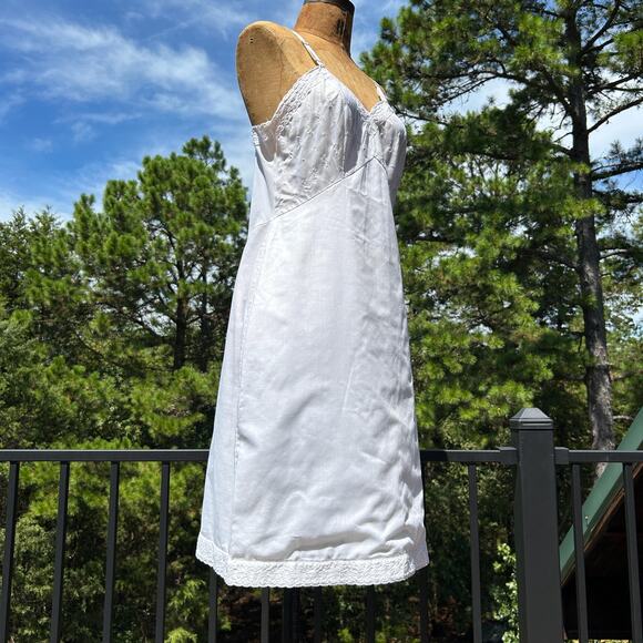 Vintage 50s/60s Sears Eyelet Sweetheart Coquette Mini Slip Dress S M - Picture 3 of 5
